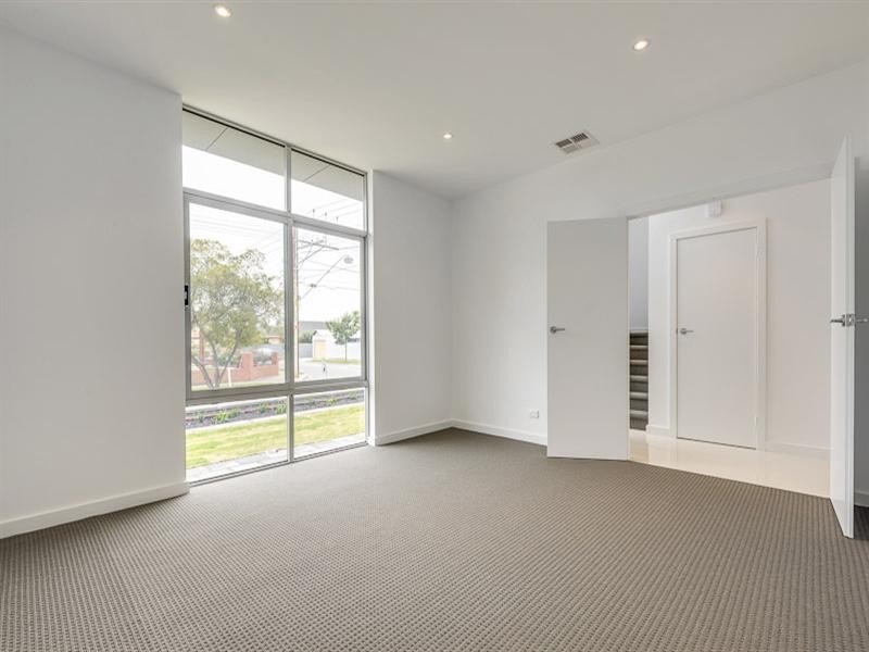 20 Airdrie Avenue, Seaton SA 5023