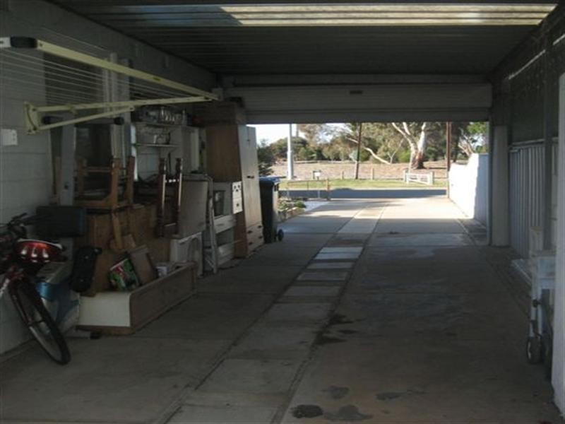 17 Aldinga Street, Taperoo SA 5017