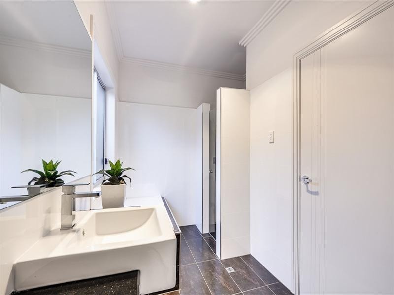 4 Ayr Avenue, Seaton SA 5023