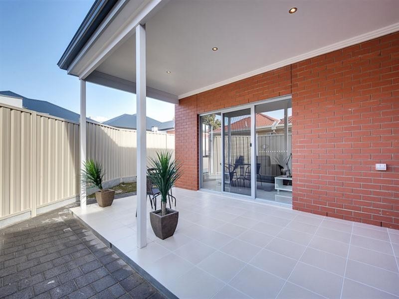 4 Ayr Avenue, Seaton SA 5023