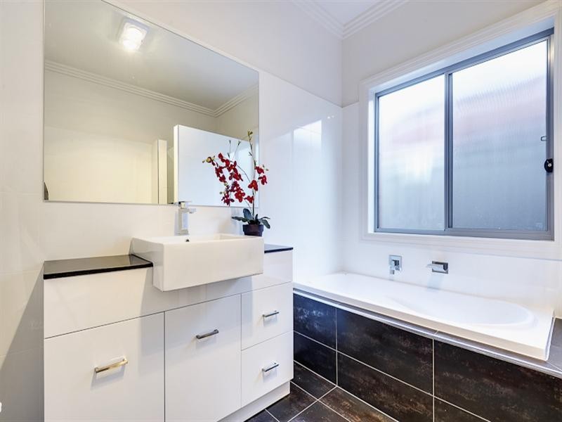 1/4B Ayr Avenue, Seaton SA 5023