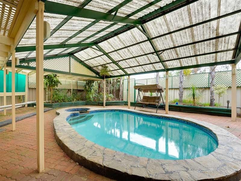 19 Manly Circuit, West Lakes Shore SA 5020