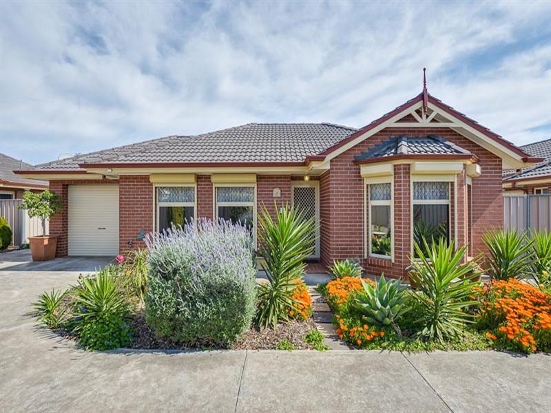 2/25 Russ Avenue, Seaton SA 5023