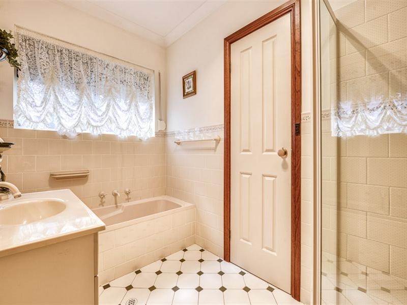 2/25 Russ Avenue, Seaton SA 5023