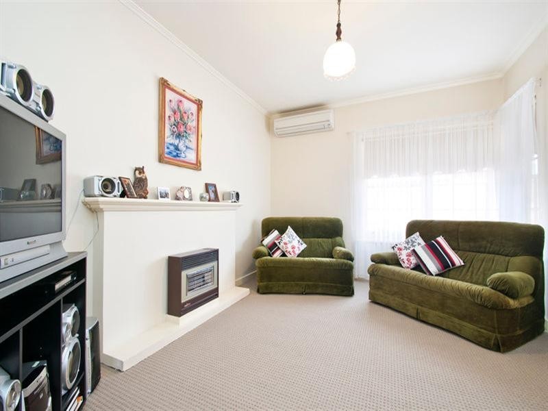 1/8 Edison Street, Glenelg North SA 5045