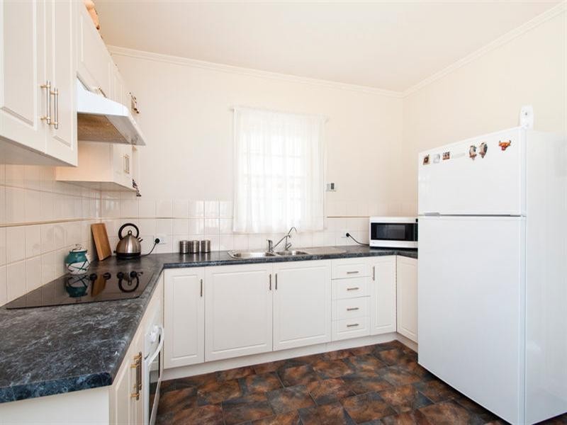 1/8 Edison Street, Glenelg North SA 5045