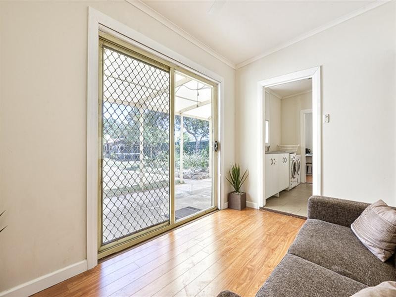 237 Railway Terrace, Taperoo SA 5017