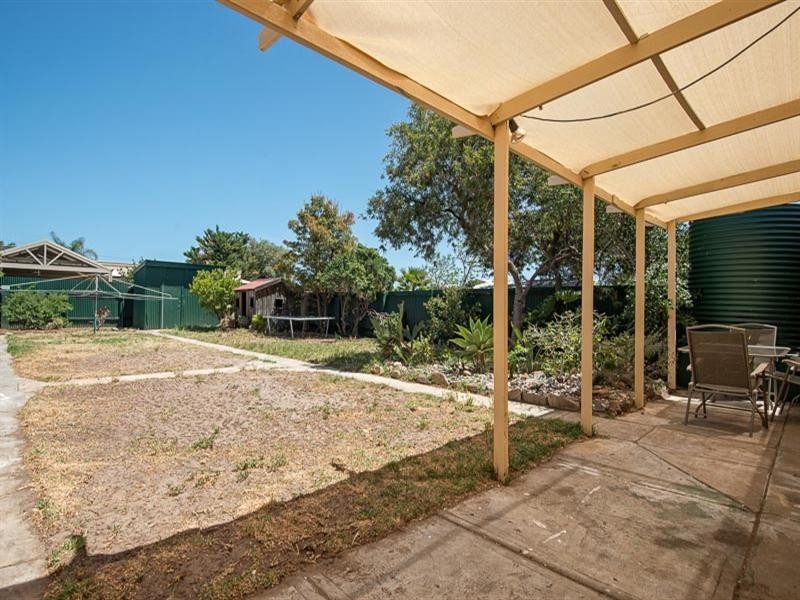 237 Railway Terrace, Taperoo SA 5017