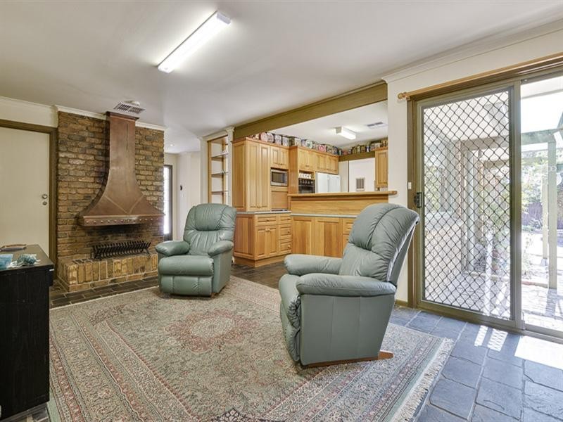 5 Newporter Terrace, West Lakes Shore SA 5020