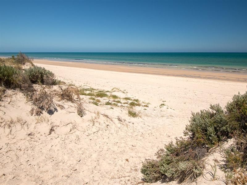 5 Newporter Terrace, West Lakes Shore SA 5020