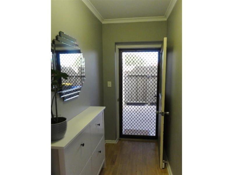 unit 8/1 Mooloola Way, West Lakes Shore SA 5020