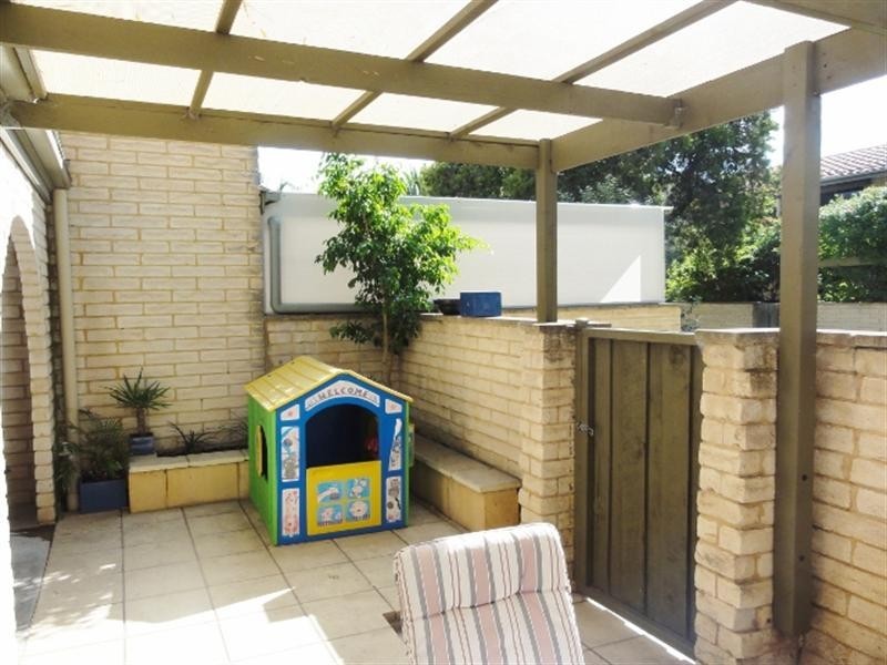 unit 8/1 Mooloola Way, West Lakes Shore SA 5020