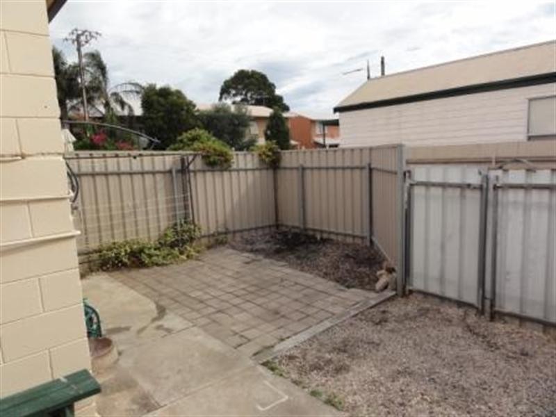 2/35 Ship Street, Port Adelaide SA 5015