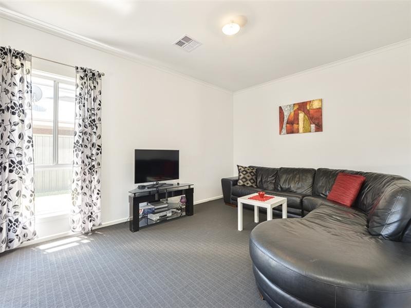 12 Emery Place, Woodville SA 5011