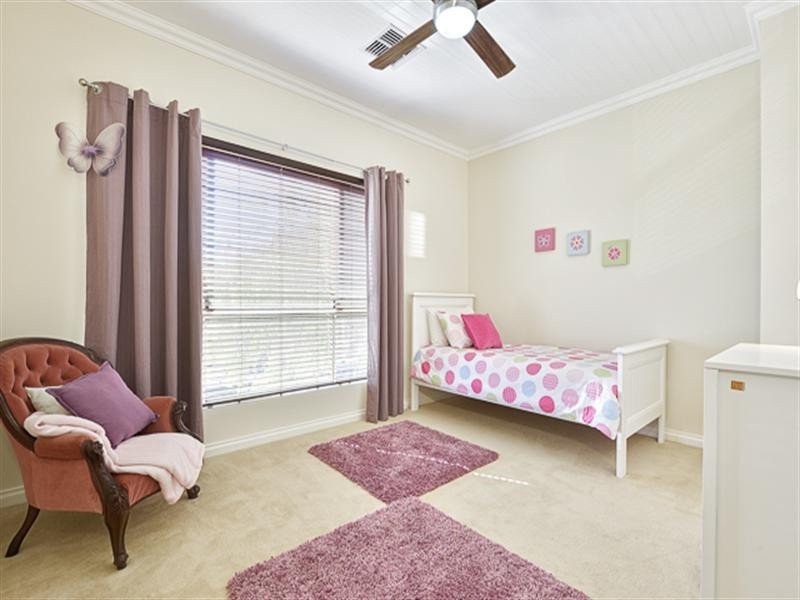 17c Westmoreland Road, Grange SA 5022