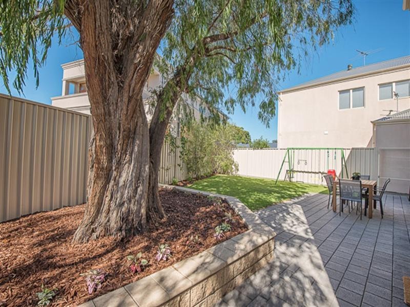 17c Westmoreland Road, Grange SA 5022