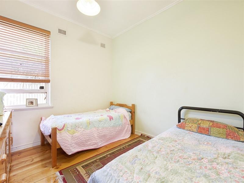 10 Poole Avenue, Woodville South SA 5011