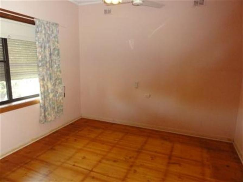 37 Clark Terrace, Seaton SA 5023