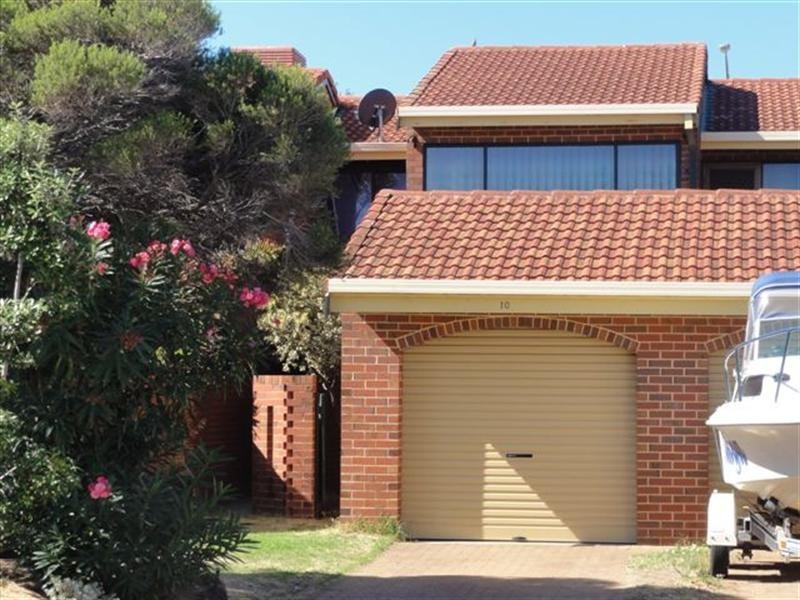 10 Sandpiper Place, West Lakes Shore SA 5020