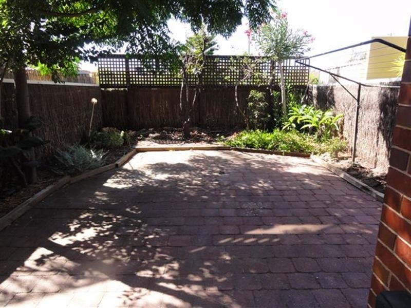 10 Sandpiper Place, West Lakes Shore SA 5020