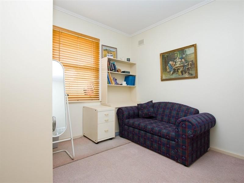 9 McMahon Place, Seaton SA 5023