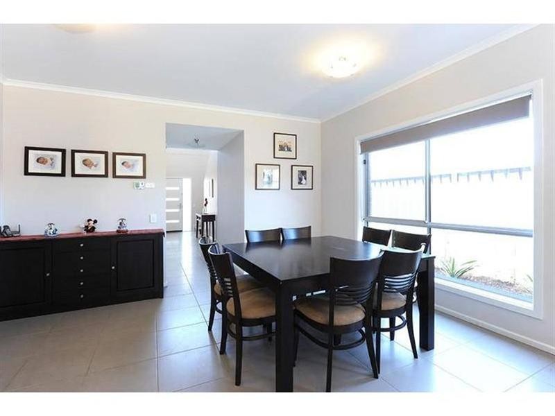 17 Emery Place, Woodville SA 5011