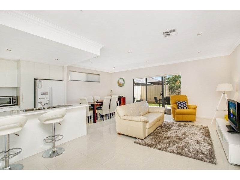 20B Pedlar Street, Seaton SA 5023