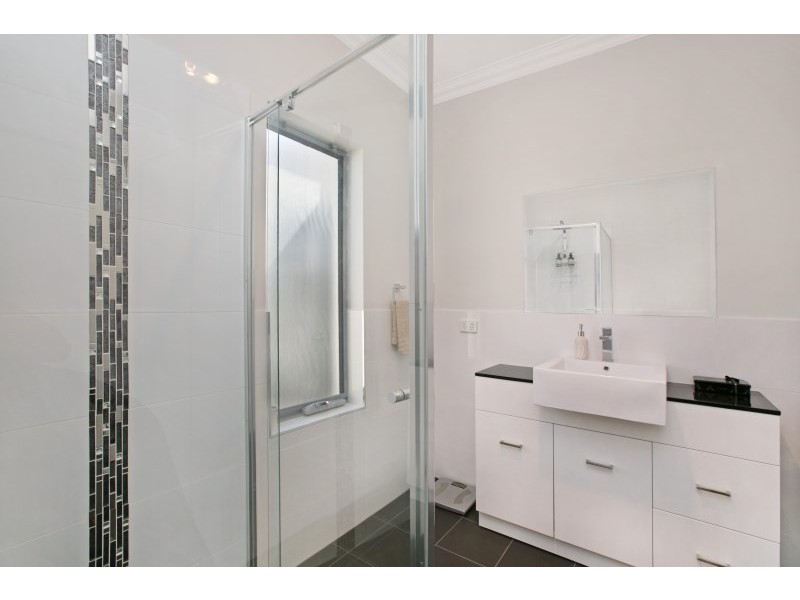 20B Pedlar Street, Seaton SA 5023