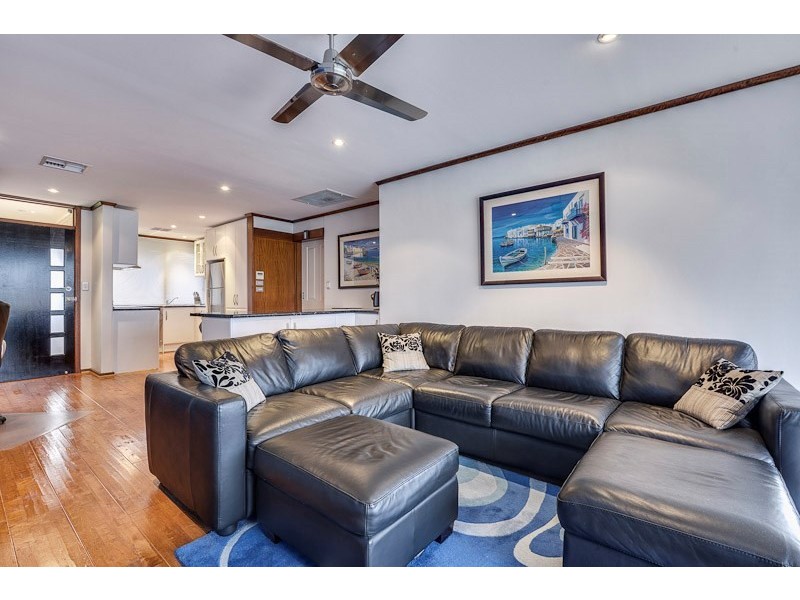 7/78 Military Road, Tennyson SA 5022