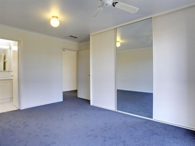 43 Saltram Parade, Oakden SA 5086