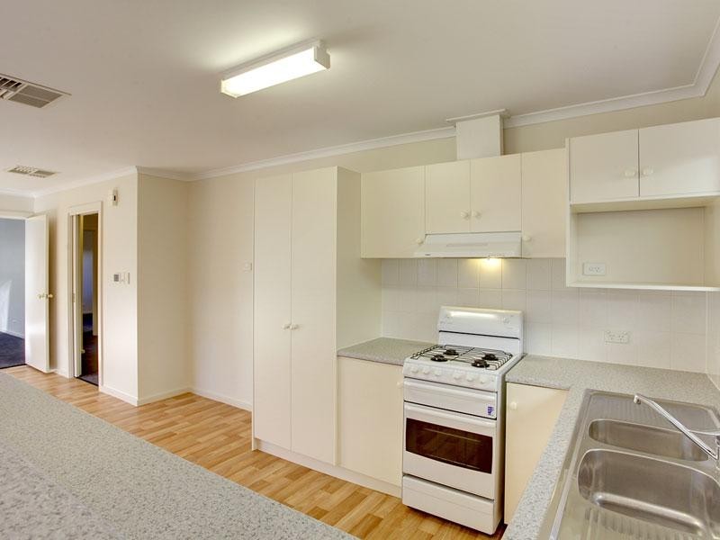 43 Saltram Parade, Oakden SA 5086