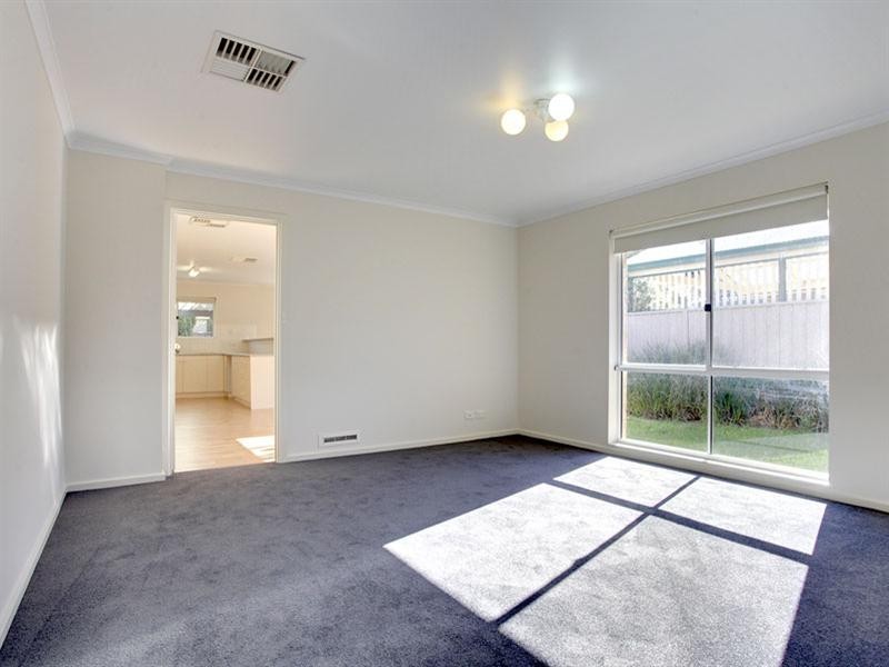 43 Saltram Parade, Oakden SA 5086