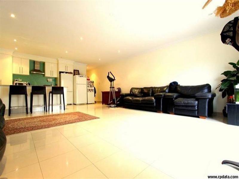 2/22 Thomas Street, Ashfield NSW 2131