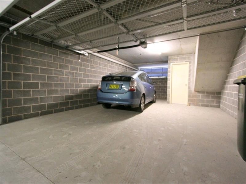 2/68 Hassall Street, Parramatta NSW 2150