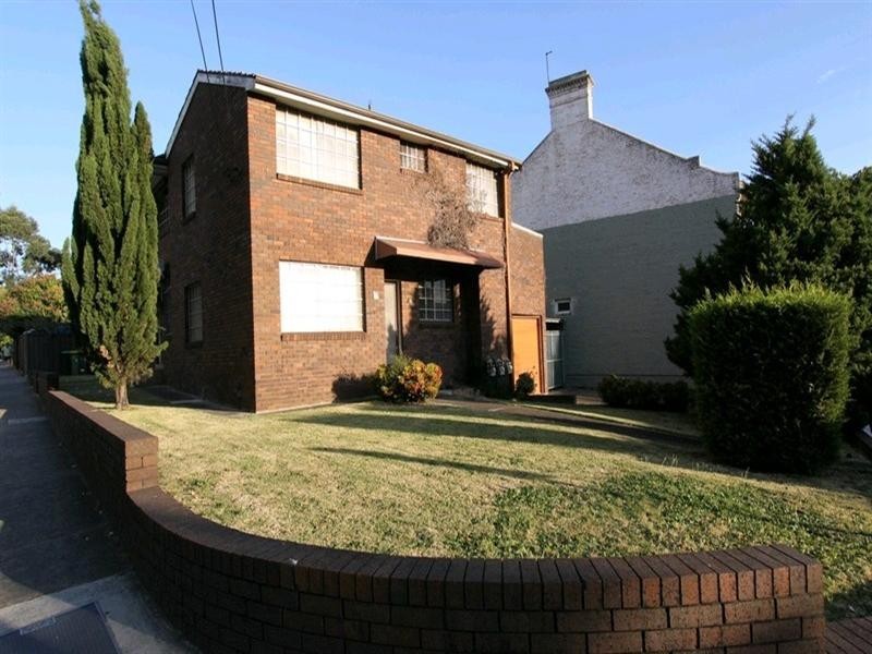 2/16 Holden Street, Ashfield NSW 2131