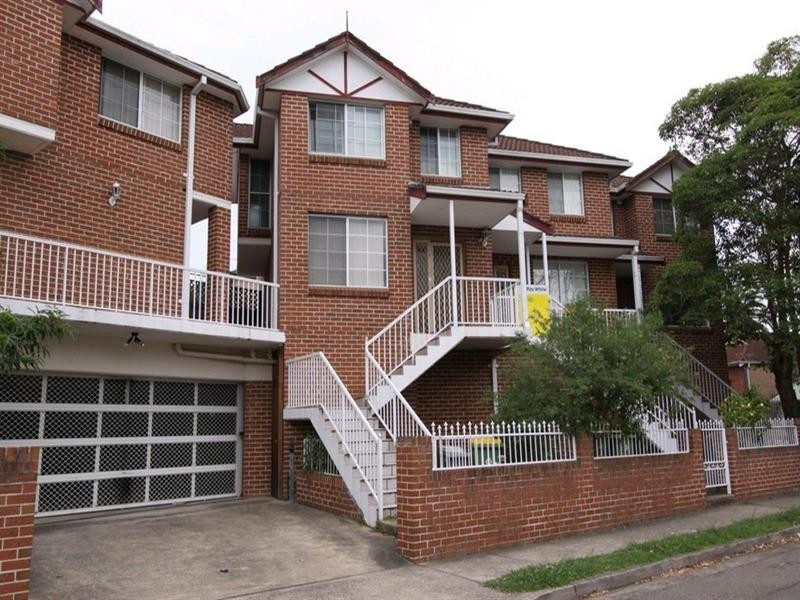 2/21 Grosvenor Street, Croydon NSW 2132
