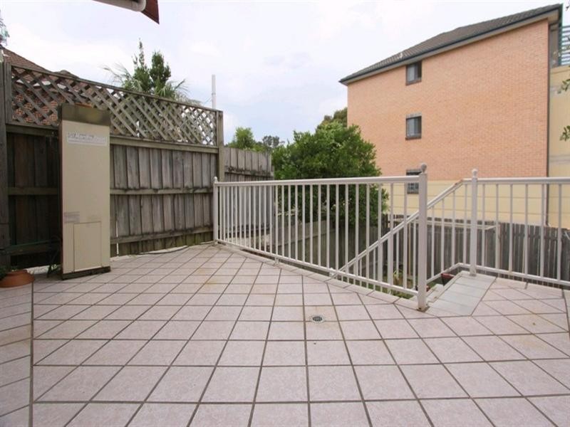 2/21 Grosvenor Street, Croydon NSW 2132