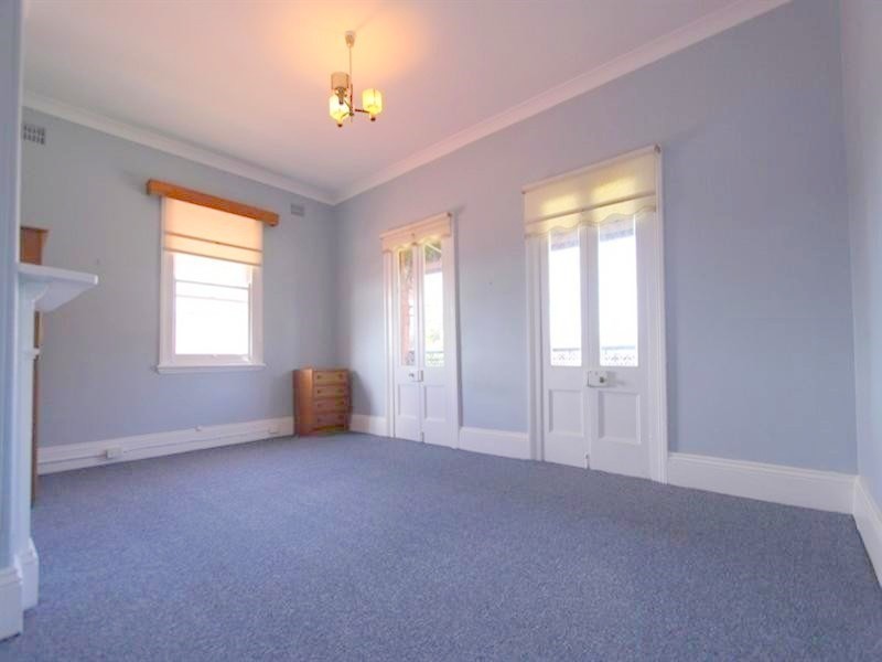 52 The Avenue, Granville NSW 2142