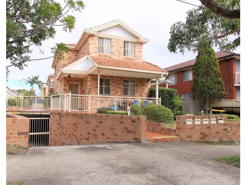 3/51 Gould Street, Campsie NSW 2194