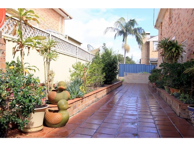 3/51 Gould Street, Campsie NSW 2194