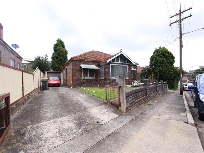 16 Boundary Street, Croydon NSW 2132