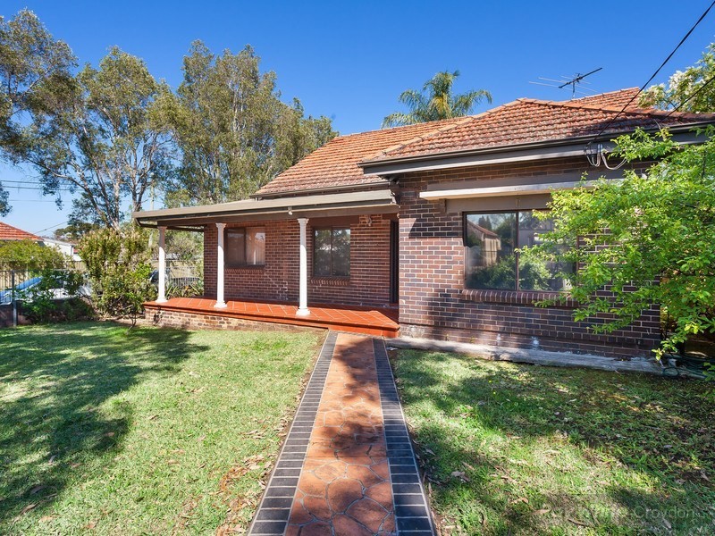 R4/155 Burwood Road, Croydon Park NSW 2133