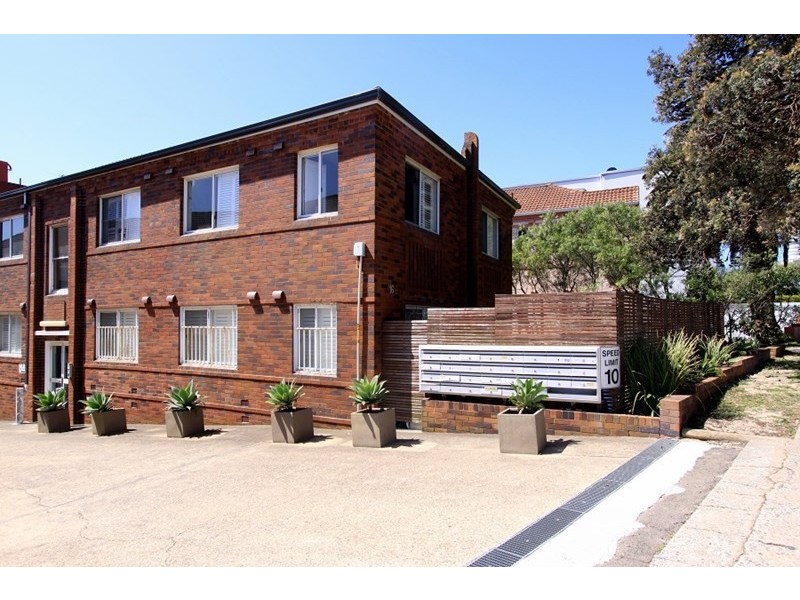 16 Military Road, North Bondi NSW 2026