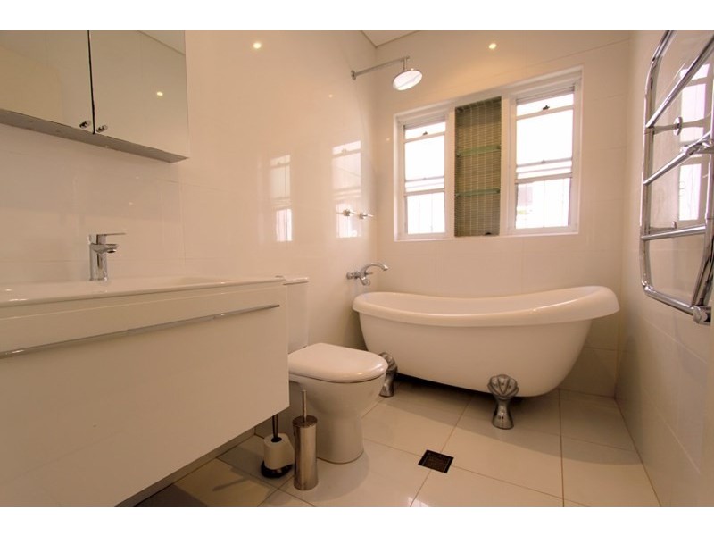 16 Military Road, North Bondi NSW 2026