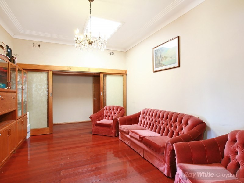 2/155 Burwood Road, Croydon Park NSW 2133