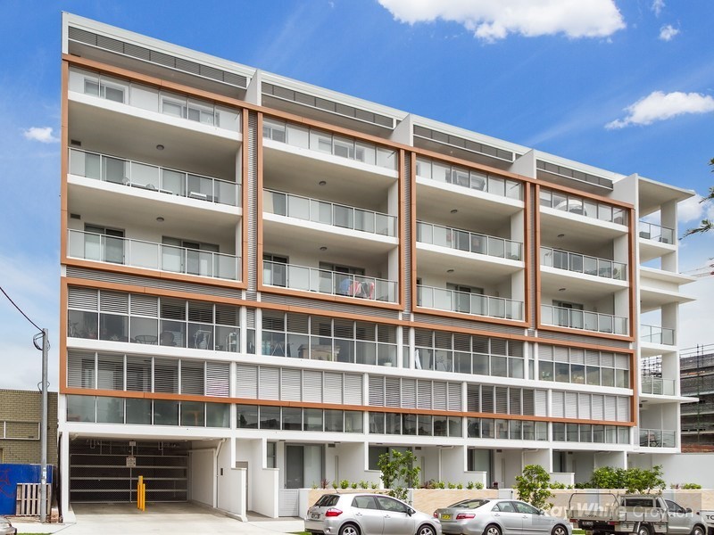 4 Broughton Street, Canterbury NSW 2193