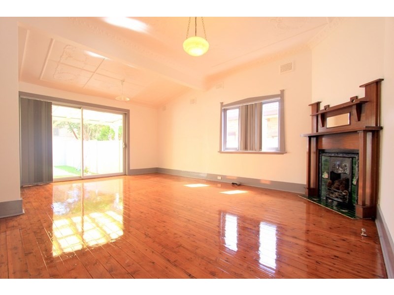 36 Crane Street, Concord NSW 2137