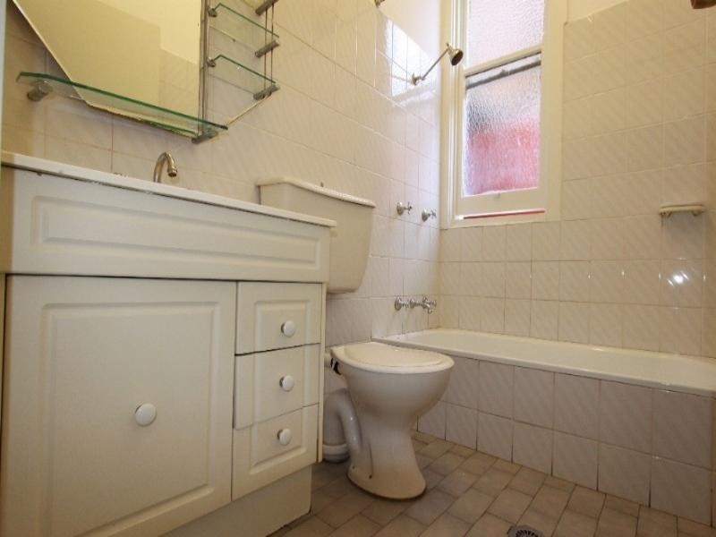 2/439 Liverpool Road, Ashfield NSW 2131