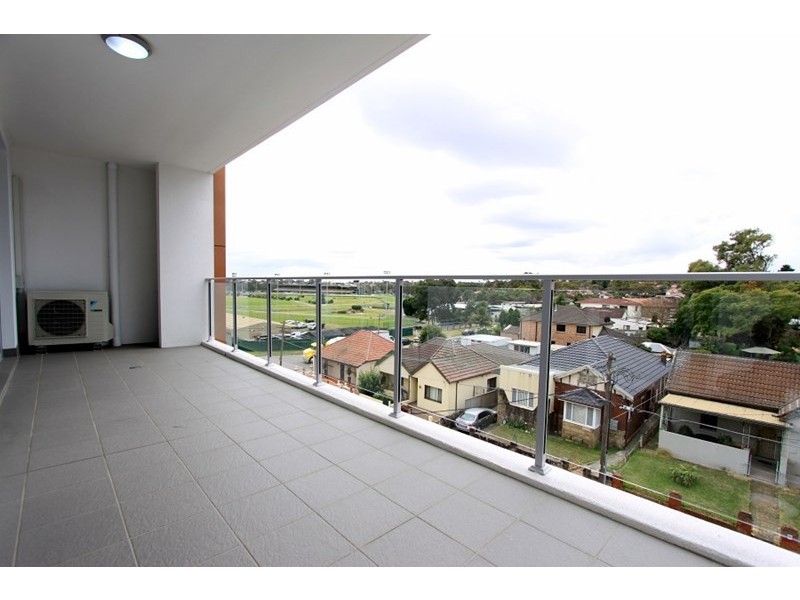 301/4 Broughton Street, Canterbury NSW 2193