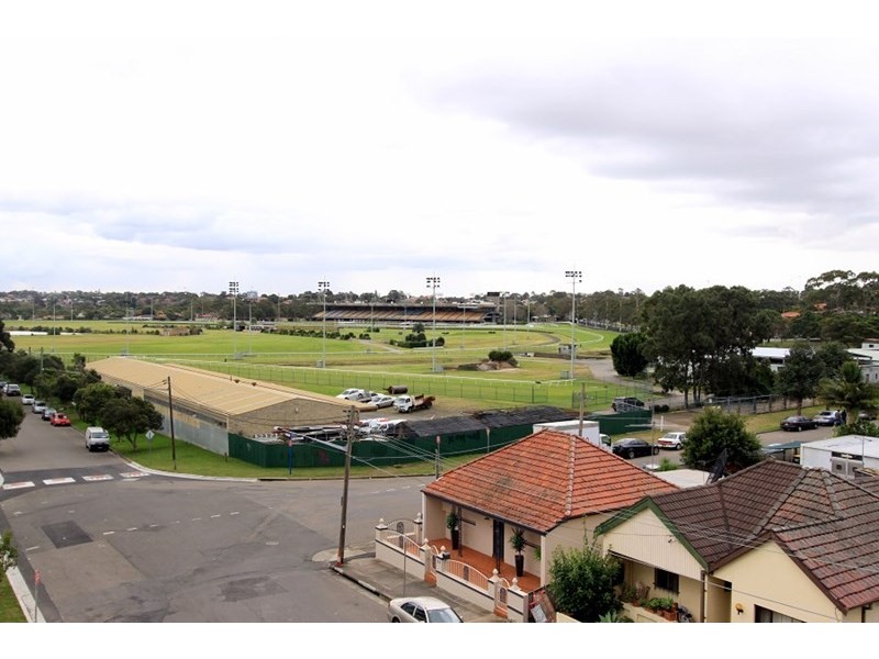 301/4 Broughton Street, Canterbury NSW 2193